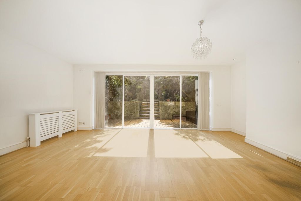 Property photo 3 of 12 Living Room