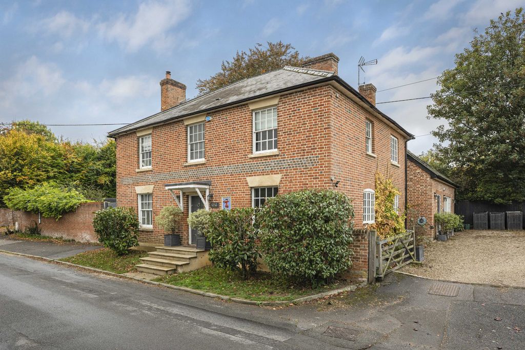 Property photo 1 of 48