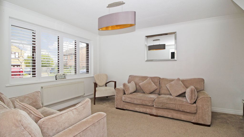 Property photo 2 of 23