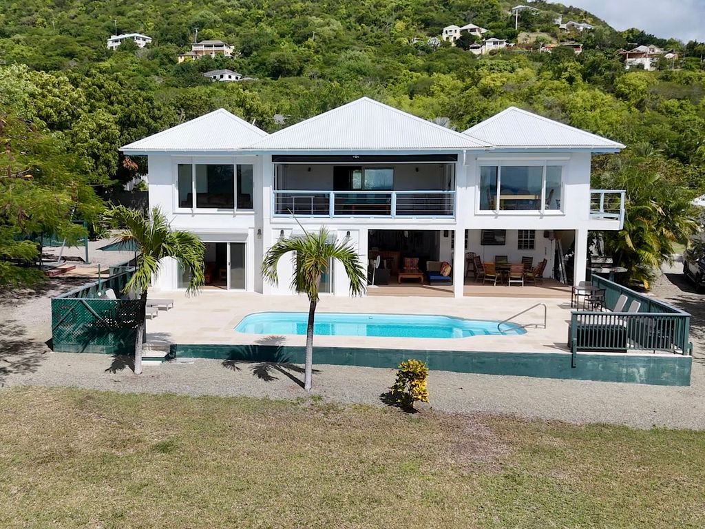 Property photo 3 of 52