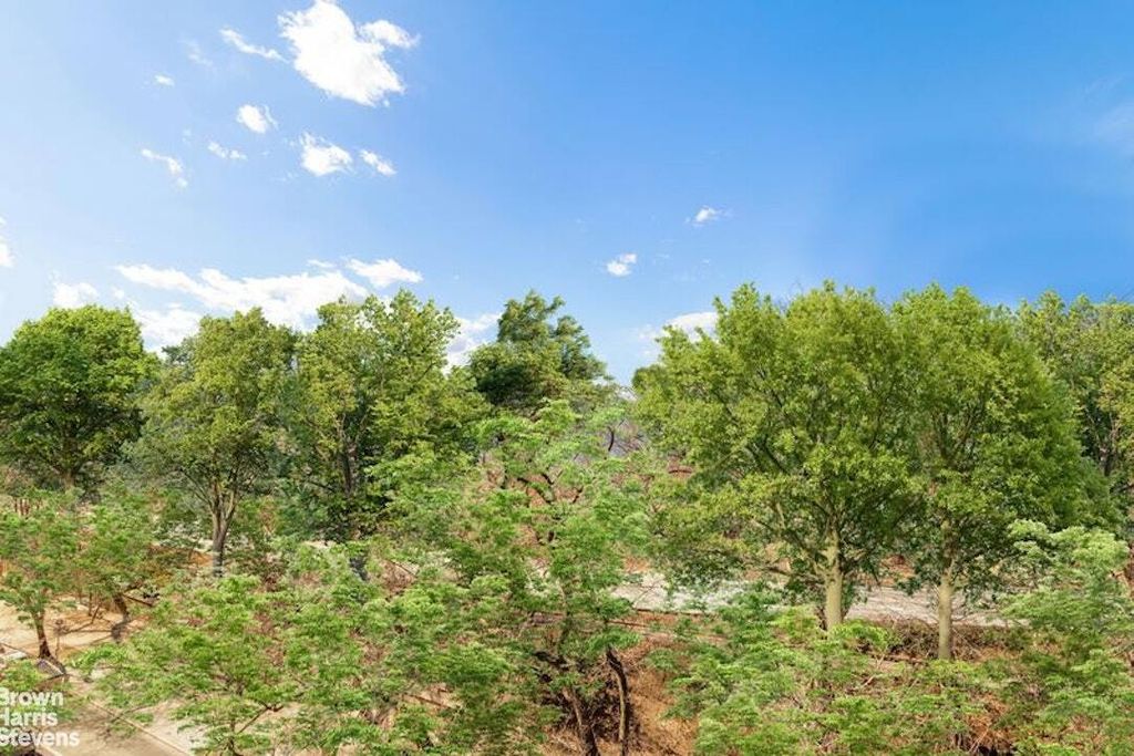 Property photo 3 of 11 <Alttext/>