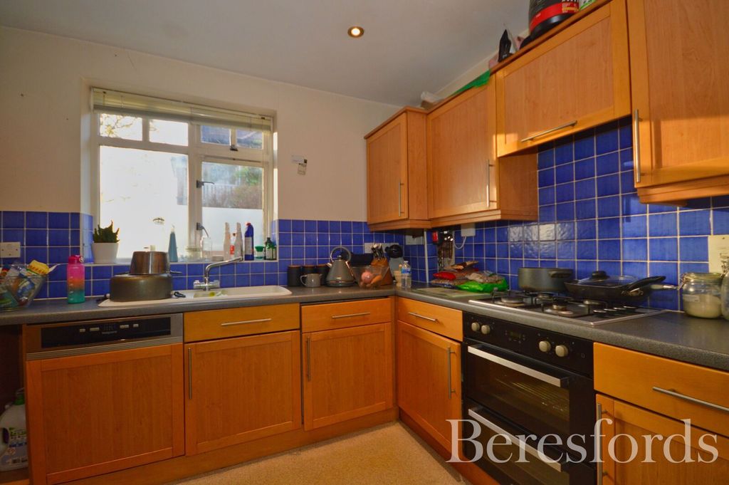 Property photo 2 of 11 Picture No. 26