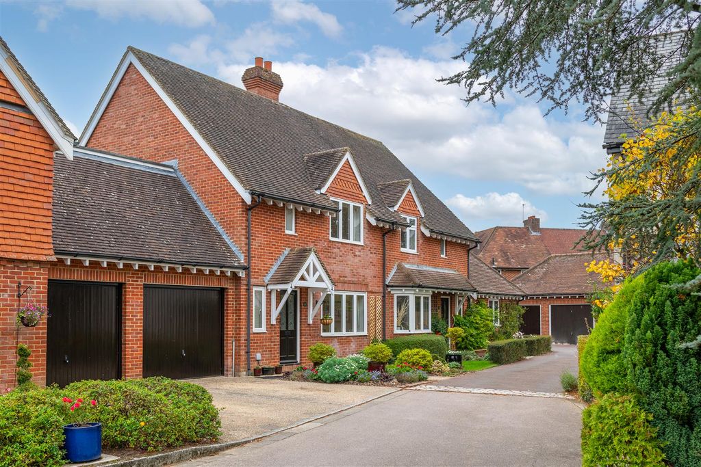 Property photo 1 of 27