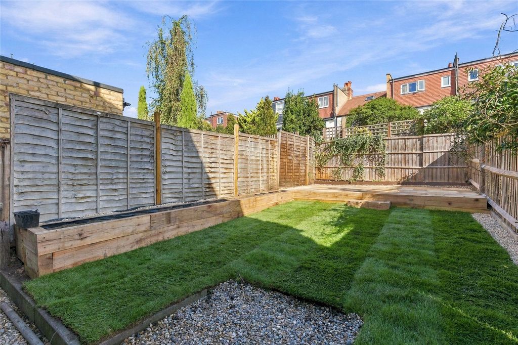 Property photo 3 of 13 Picture No. 22