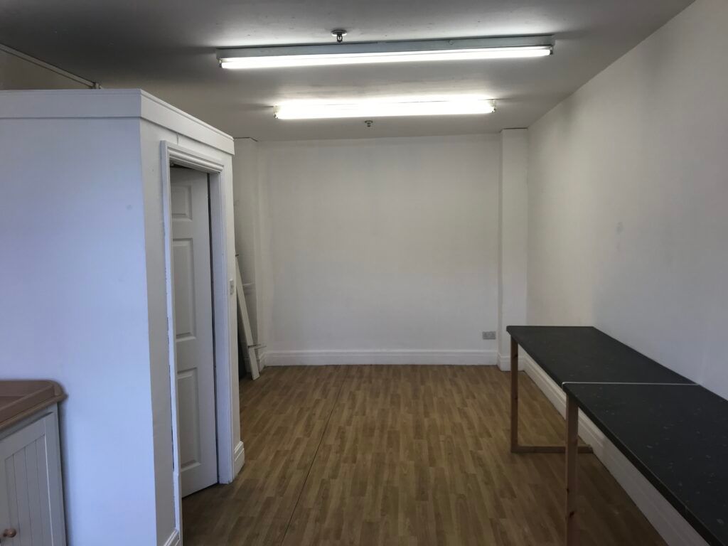 Property photo 2 of 3