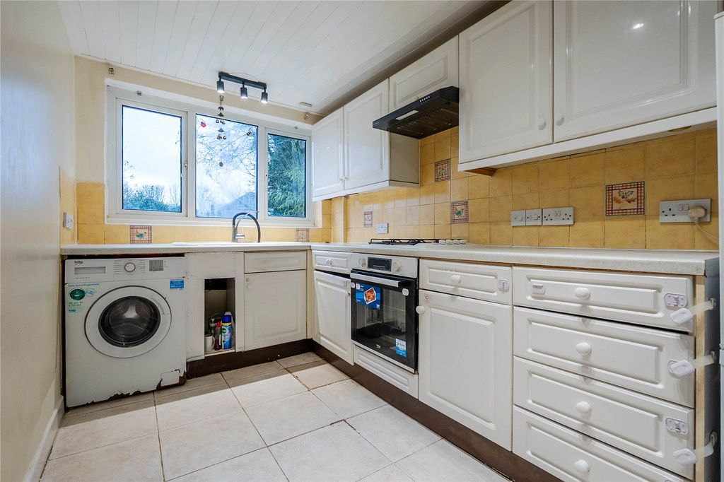 Property photo 3 of 10 Picture No. 10