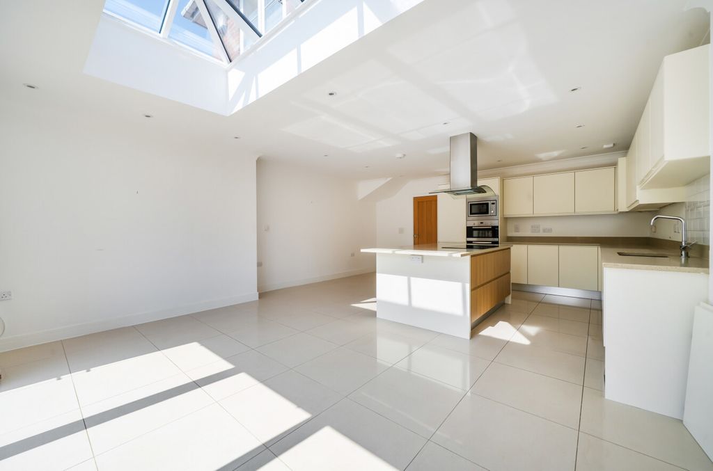 Property photo 3 of 27 1492574 (8).Jpg