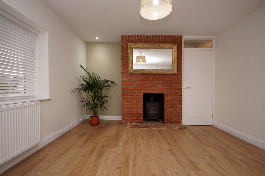 Property photo 3 of 30