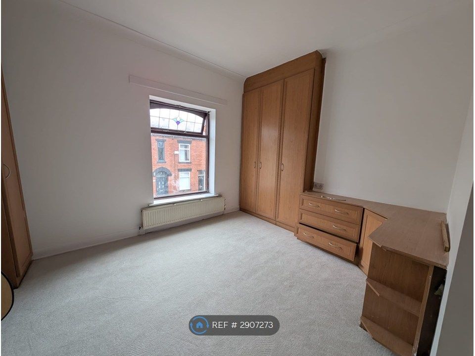 Property photo 1 of 4