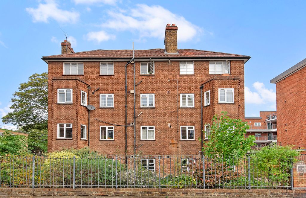 Property photo 1 of 11 Dsc_9036