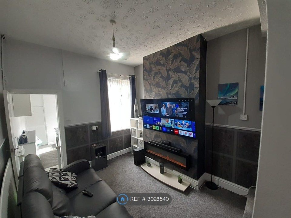 Property photo 2 of 5