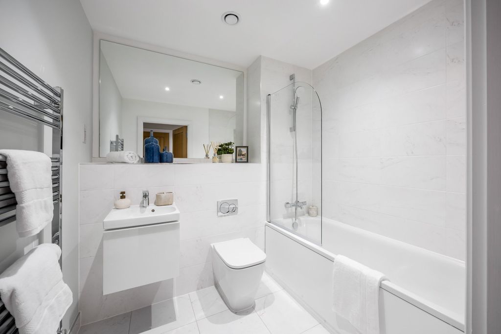 Property photo 3 of 4