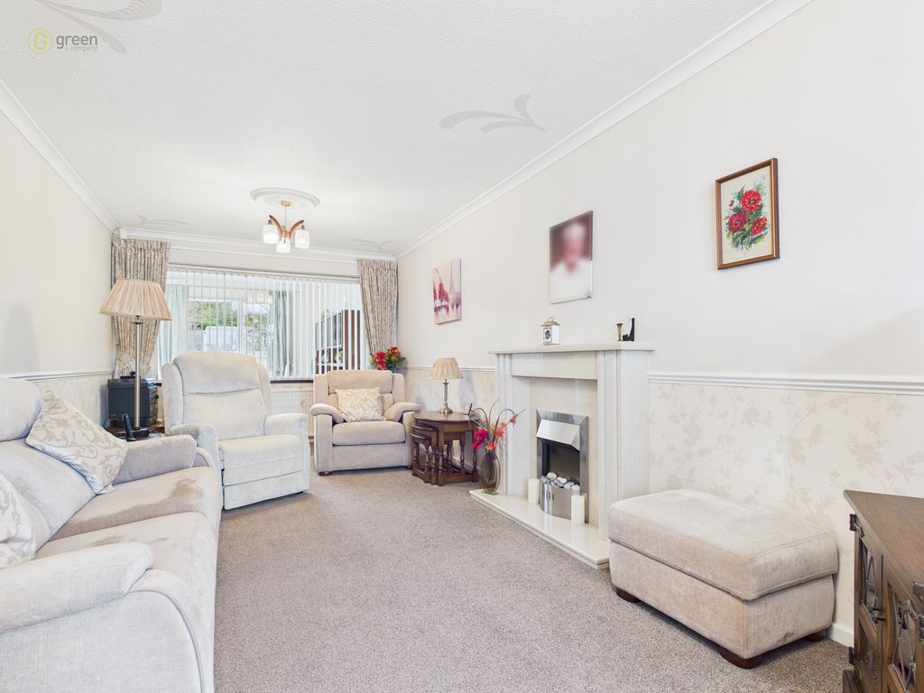 Property photo 2 of 35