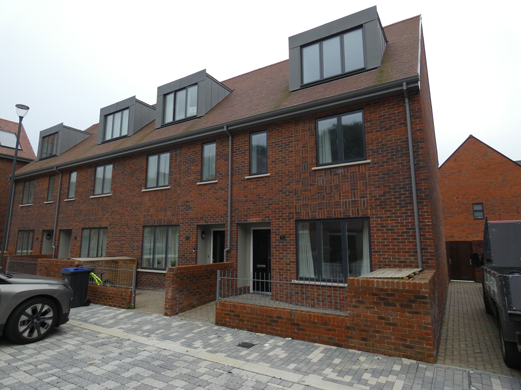 Property photo 1 of 9 Test