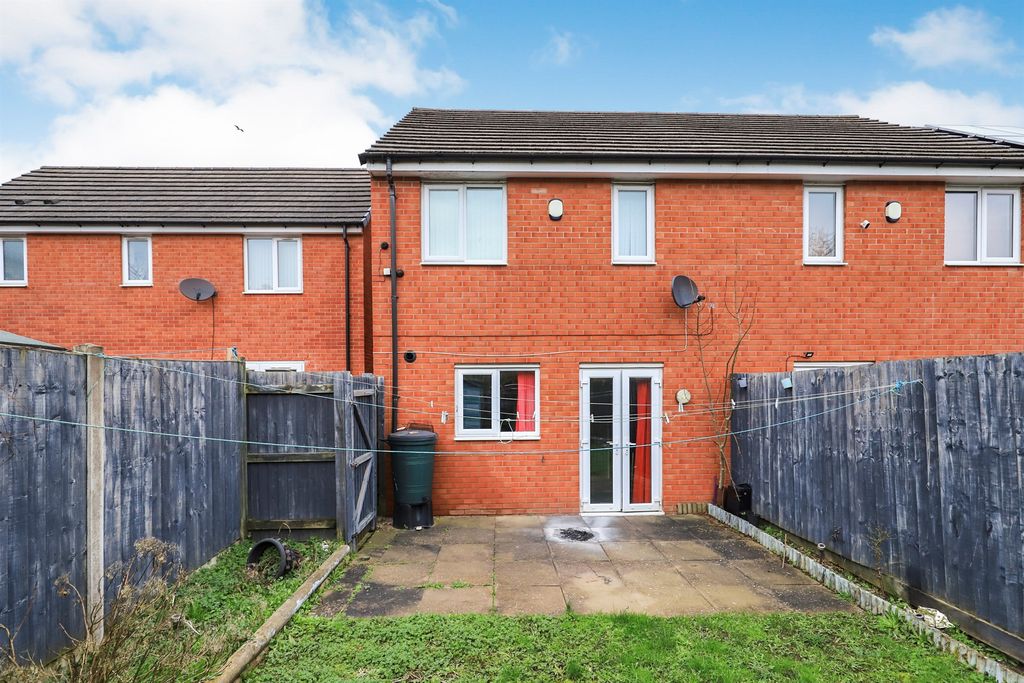 Property photo 2 of 14