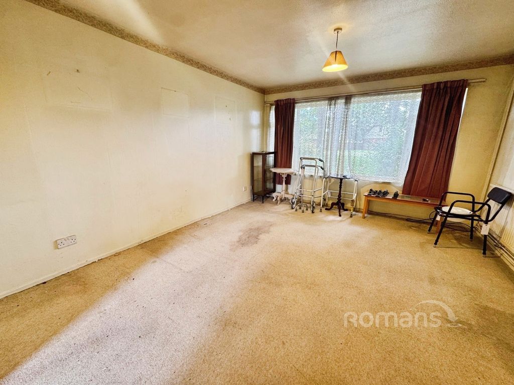 Property photo 3 of 10 Pbox-Img.Jpeg