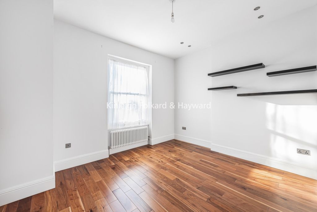Property photo 2 of 6 Daca8108-1521-4E60-B