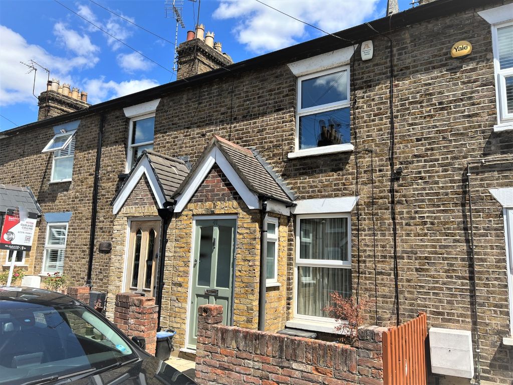 Property photo 1 of 11