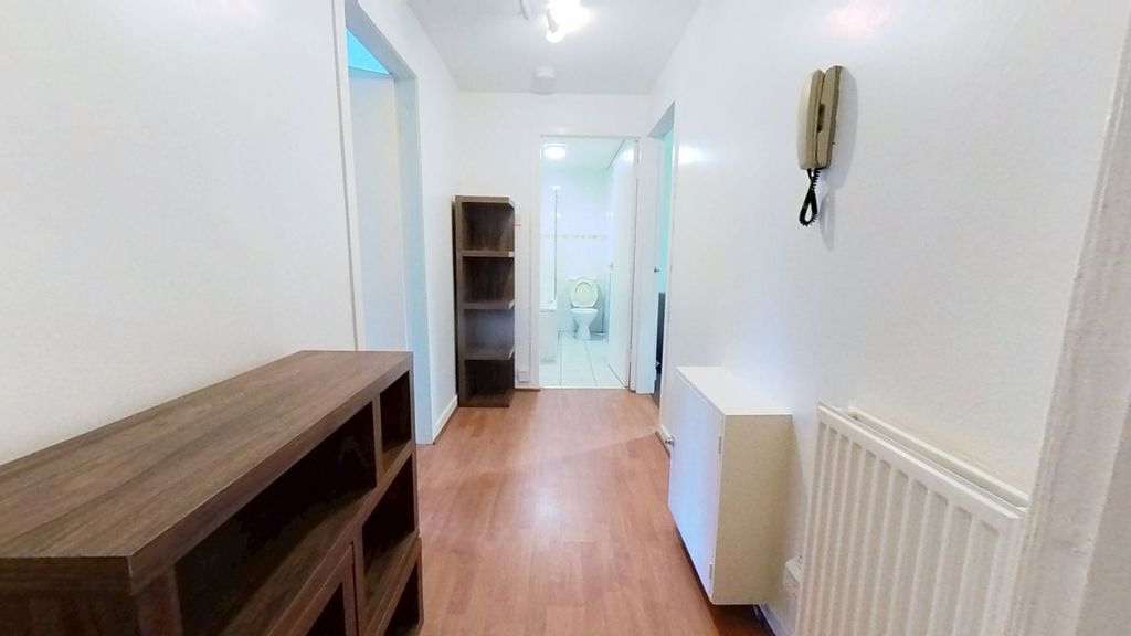 Property photo 3 of 11 Photo 3