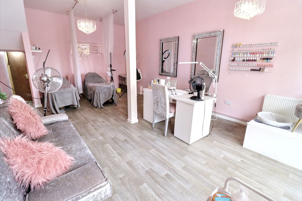 Property photo 3 of 9 Img_5348