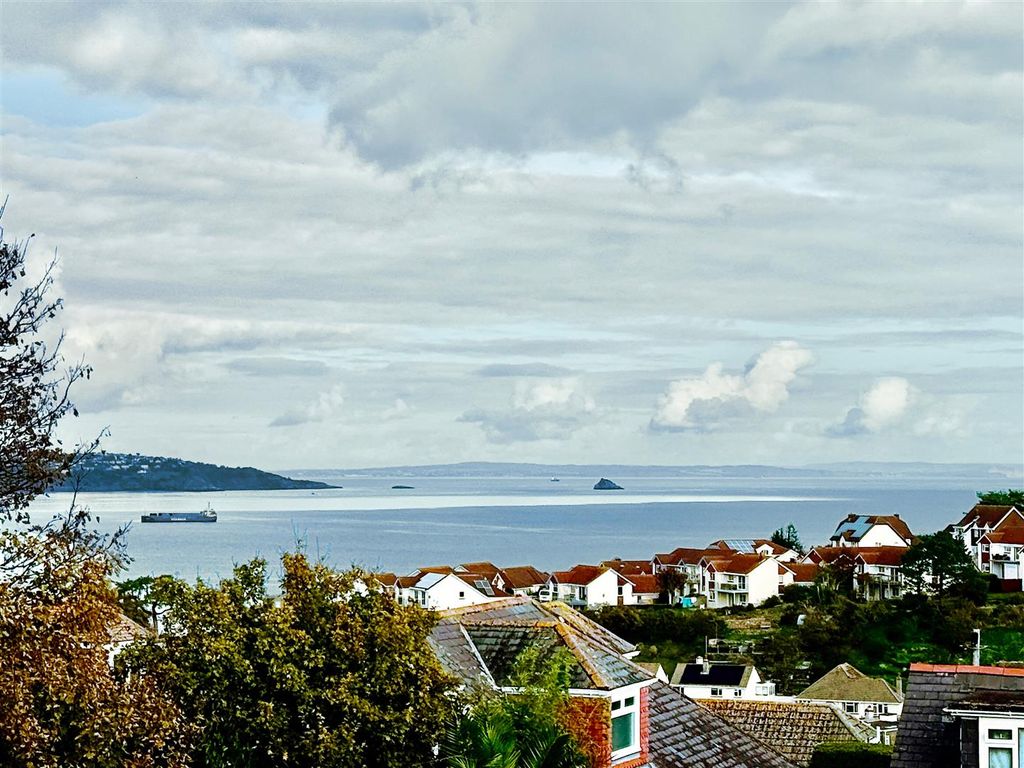 Property photo 2 of 20 Views.Jpg