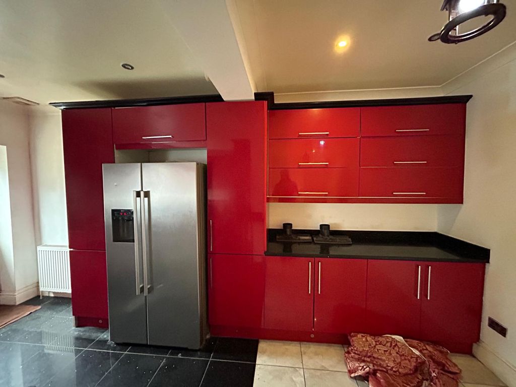 Property photo 2 of 19 Gallery