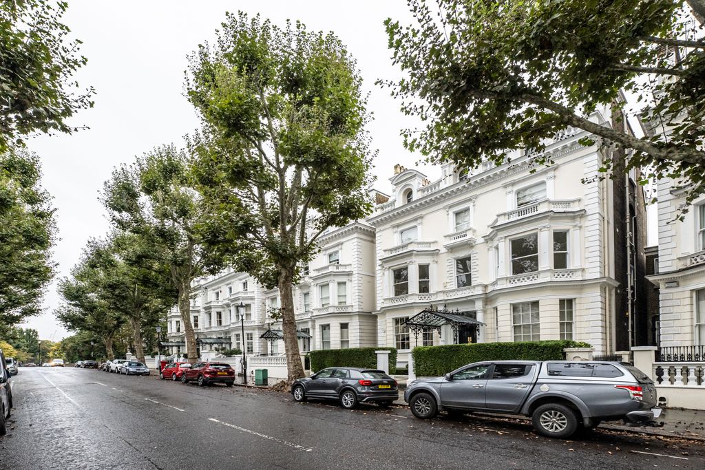 Property photo 3 of 5