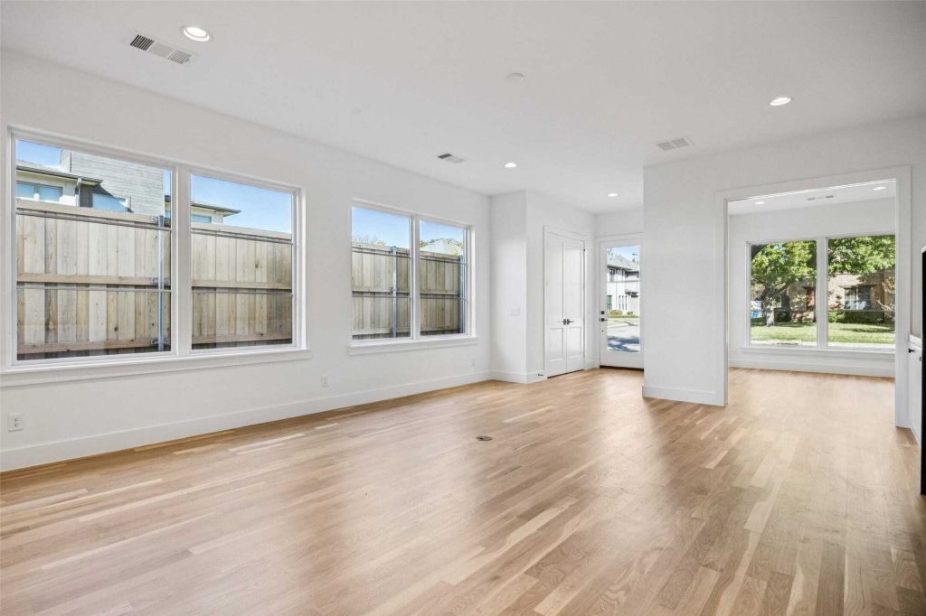 Property photo 3 of 29 <Alttext/>