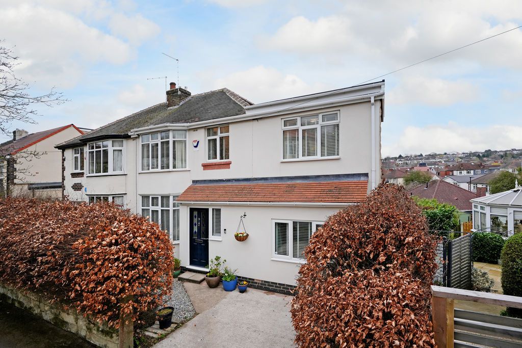 Property photo 1 of 46 Front External