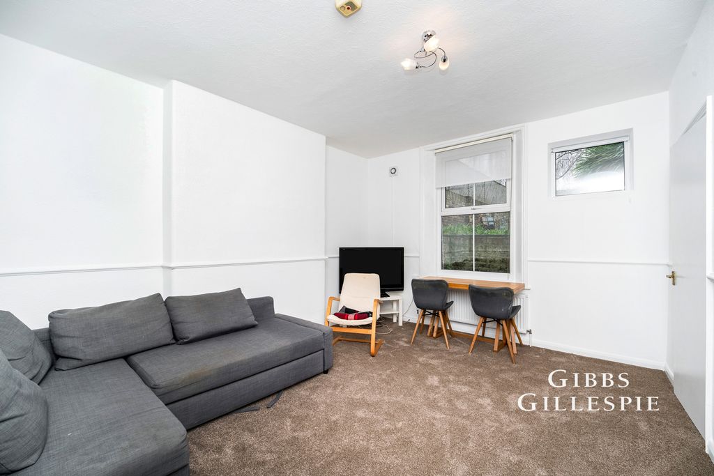 Property photo 2 of 13 Pbox-Img.Jpg