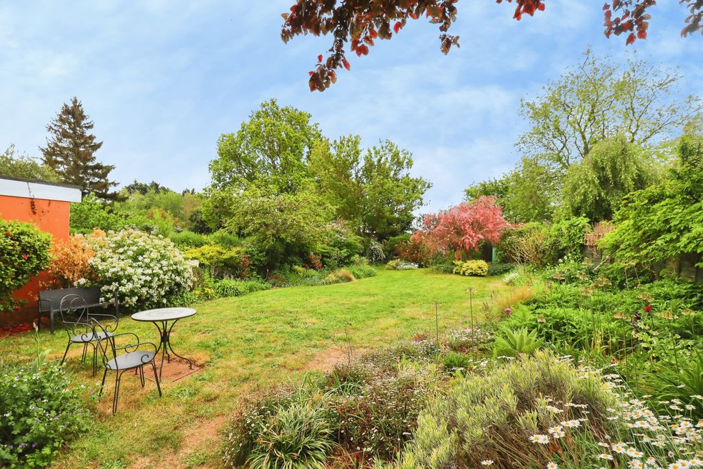 Property photo 3 of 19