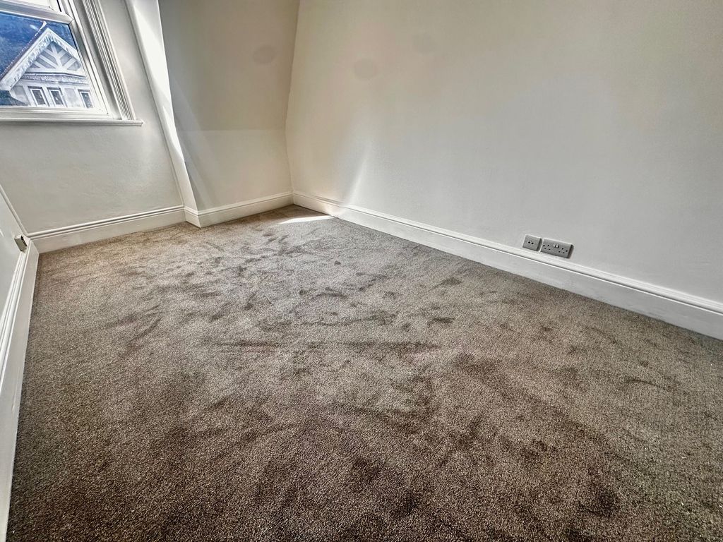 Property photo 1 of 15 Image