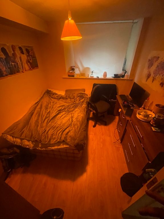 Property photo 3 of 5