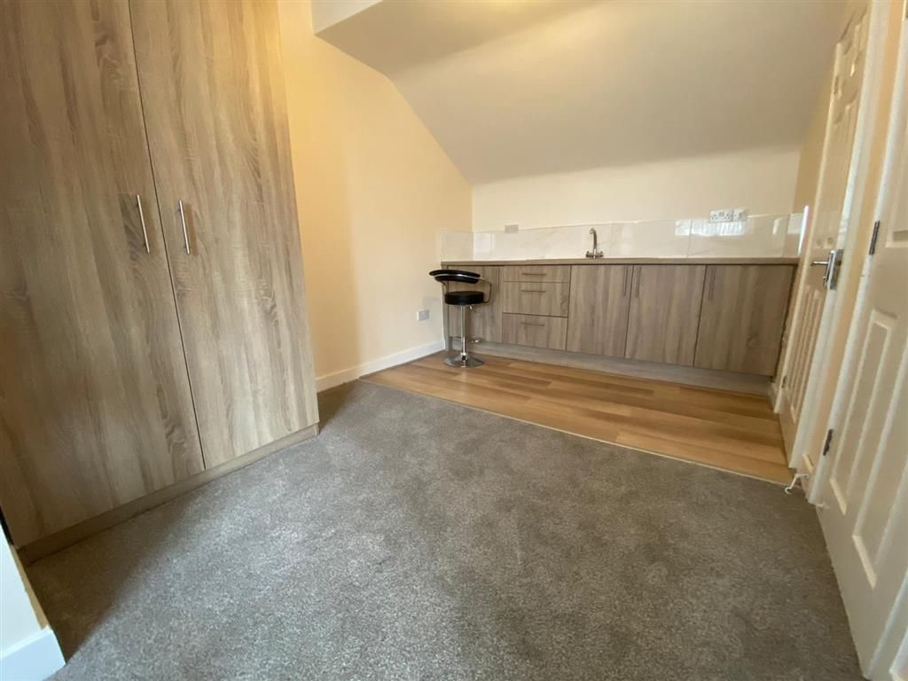 Property photo 1 of 7 Image