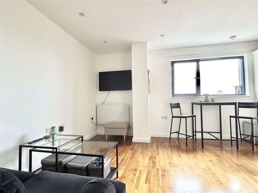 Property photo 3 of 20 Robinson Jackson