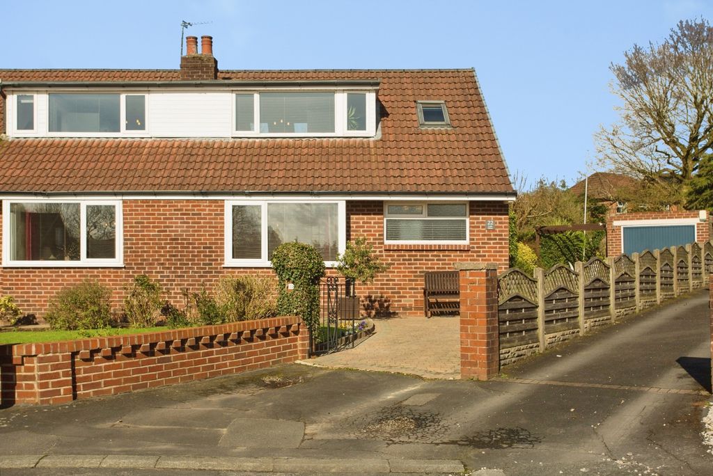 Property photo 1 of 20 Front