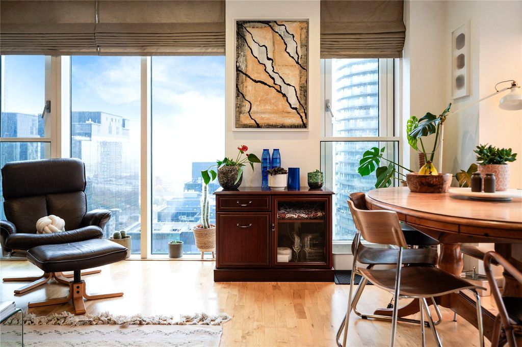 Property photo 3 of 11 Picture No. 07