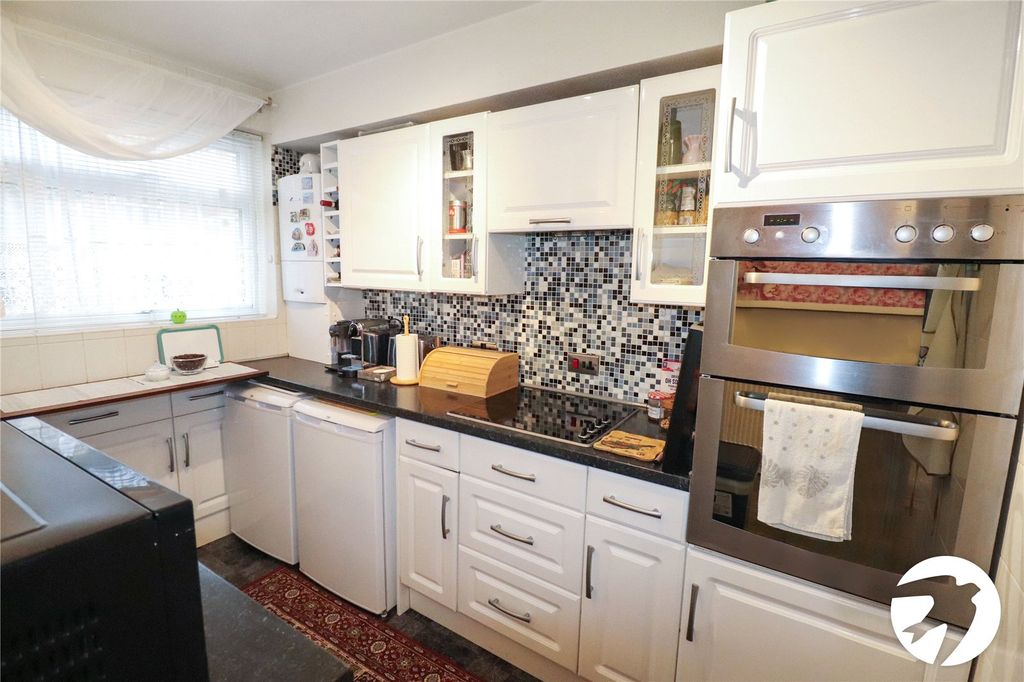 Property photo 3 of 12 Picture No. 23