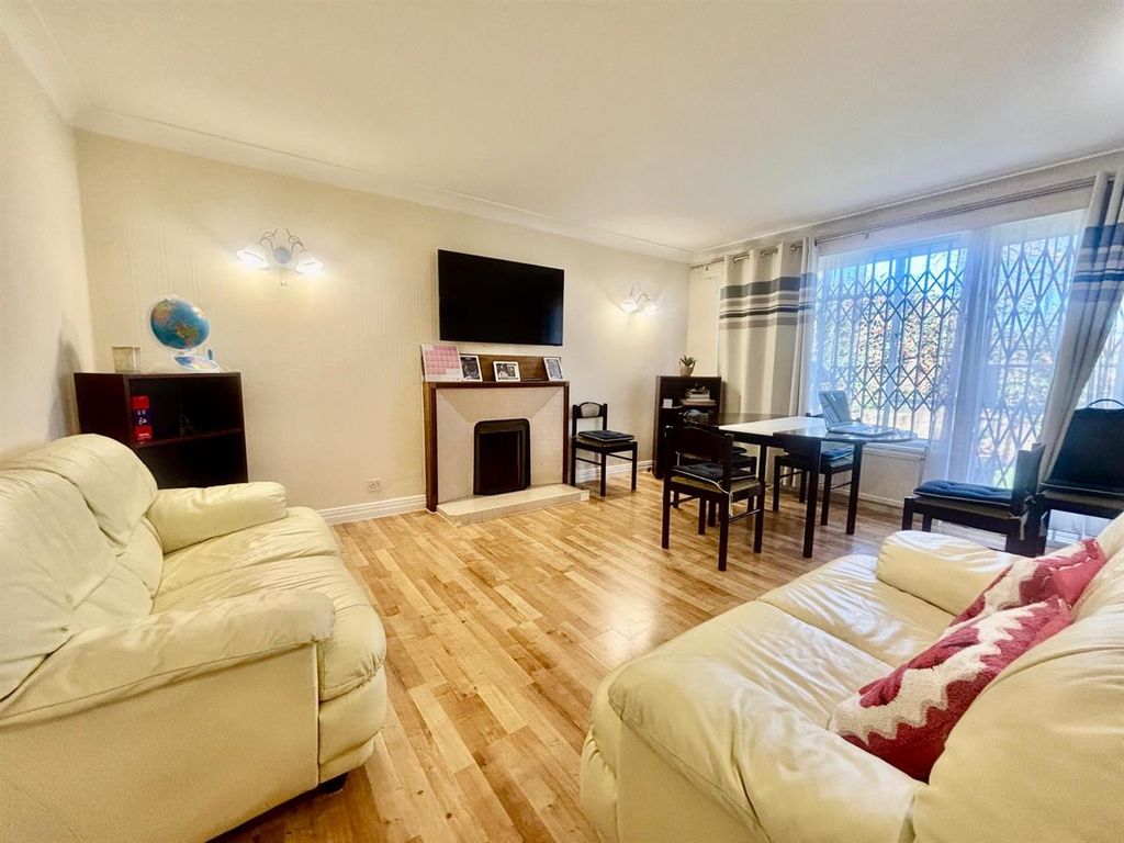 Property photo 2 of 22 Whatsapp Image 2026-03-26 At 16.24.29 (1).Jpeg