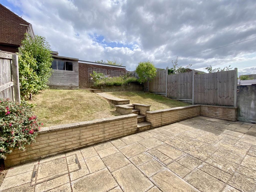 Property photo 2 of 12