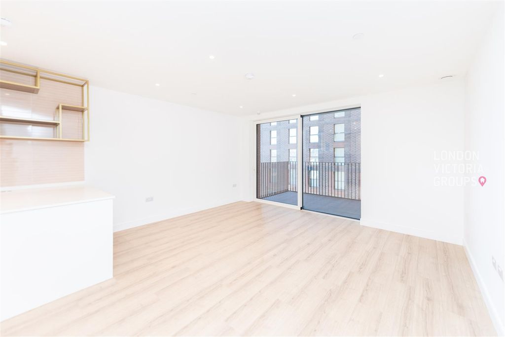 Property photo 1 of 11 1-274.Jpg