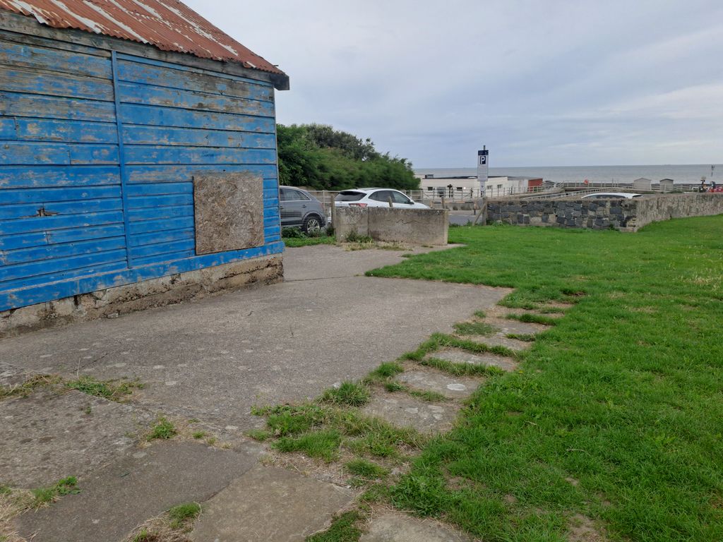 Property photo 2 of 5