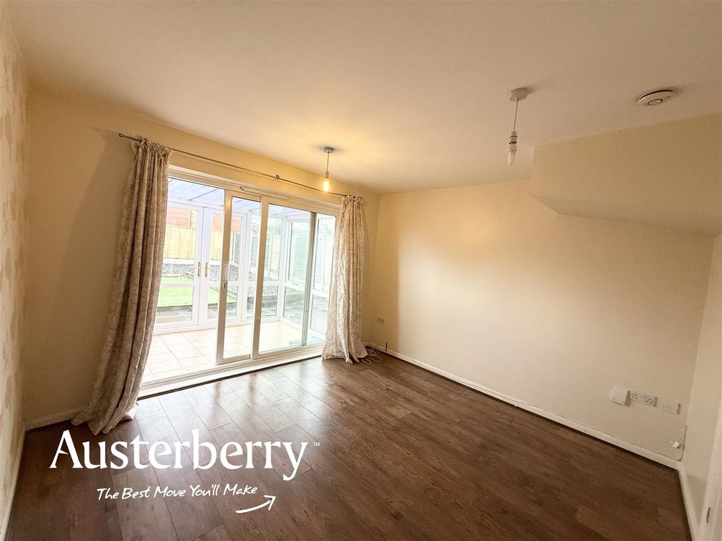 Property photo 3 of 12 Img_1909 2.Jpg