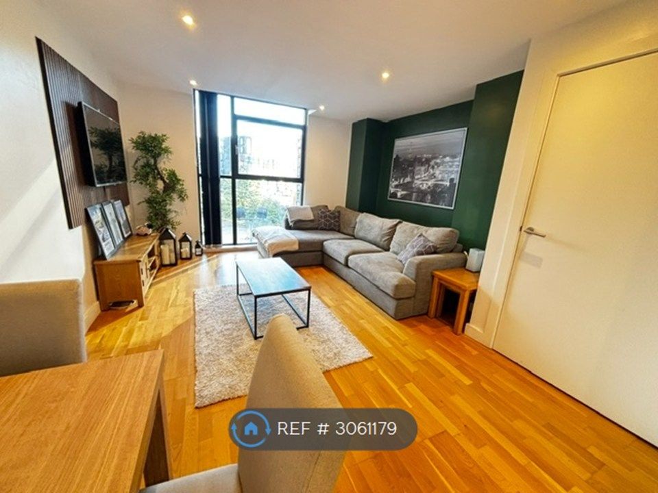 Property photo 3 of 12