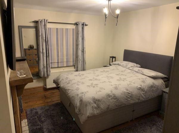 Property photo 2 of 8 Bedroom.Jpg