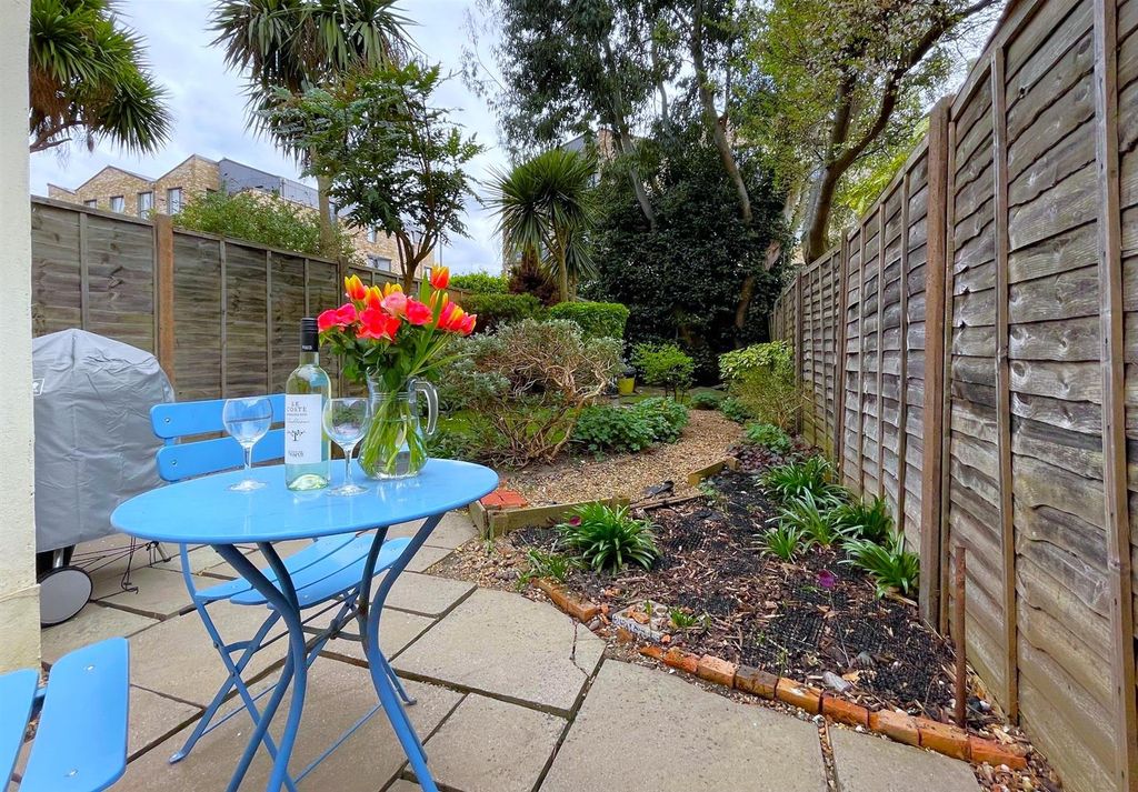 Property photo 3 of 17 Ght5.Jpg
