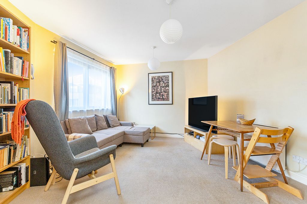 Property photo 3 of 14 Property Image 3