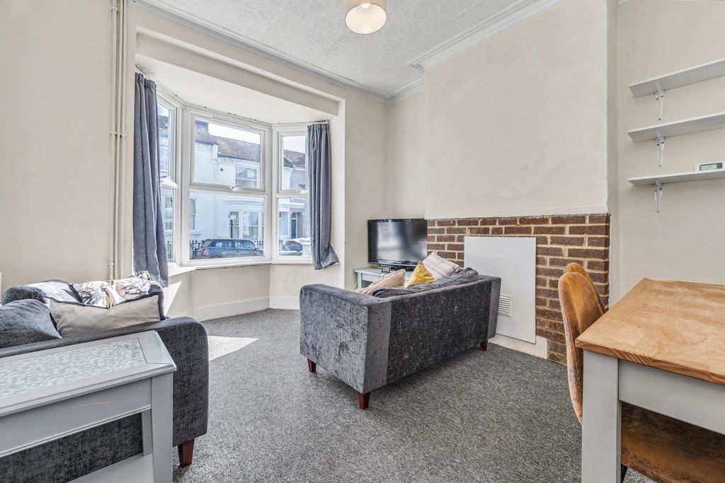 Property photo 2 of 20 43 Stanley Road, Brighton, Bn1 4Nh