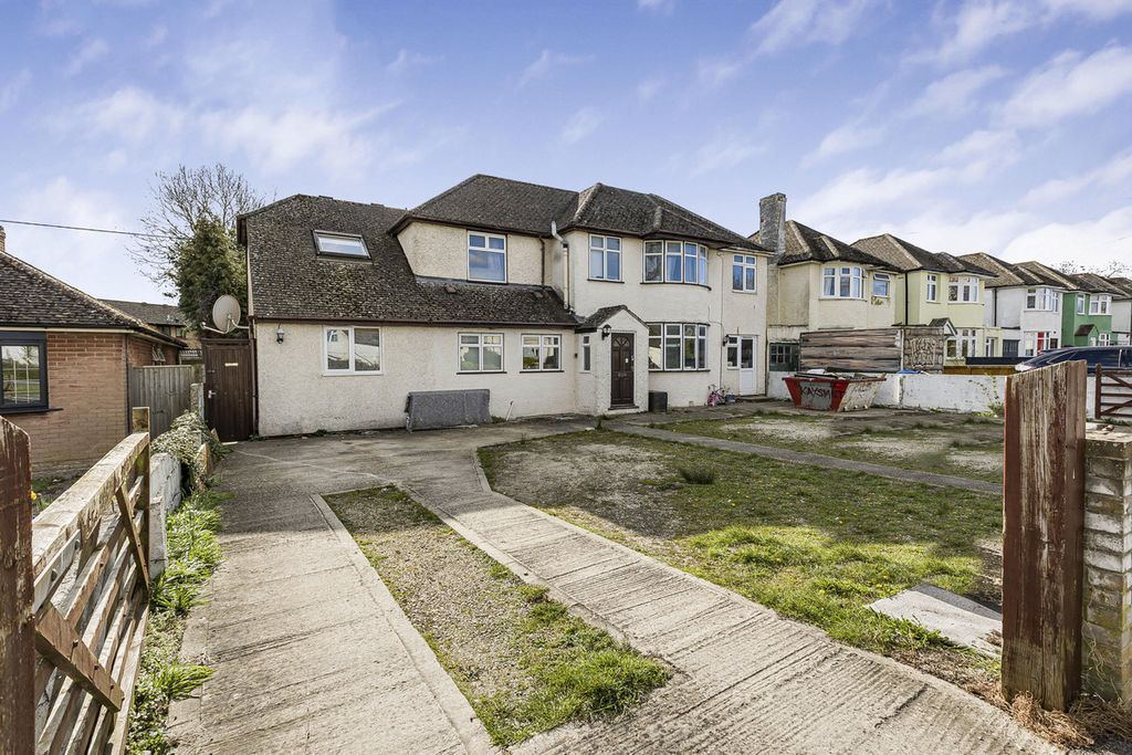 Property photo 1 of 29