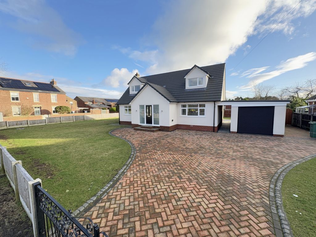 Property photo 1 of 26